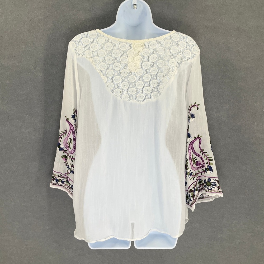 Fig & Flower White‎ Embroidered Paisley Lace Dainty Top Sz XL Lightweight Boho - Picture 3 of 10